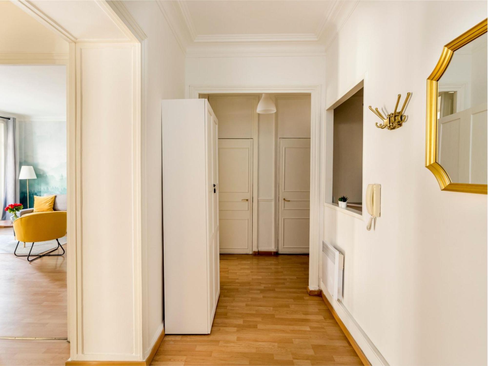 Cozy Apartment - Champs Elysees - Mollien Париж Екстериор снимка